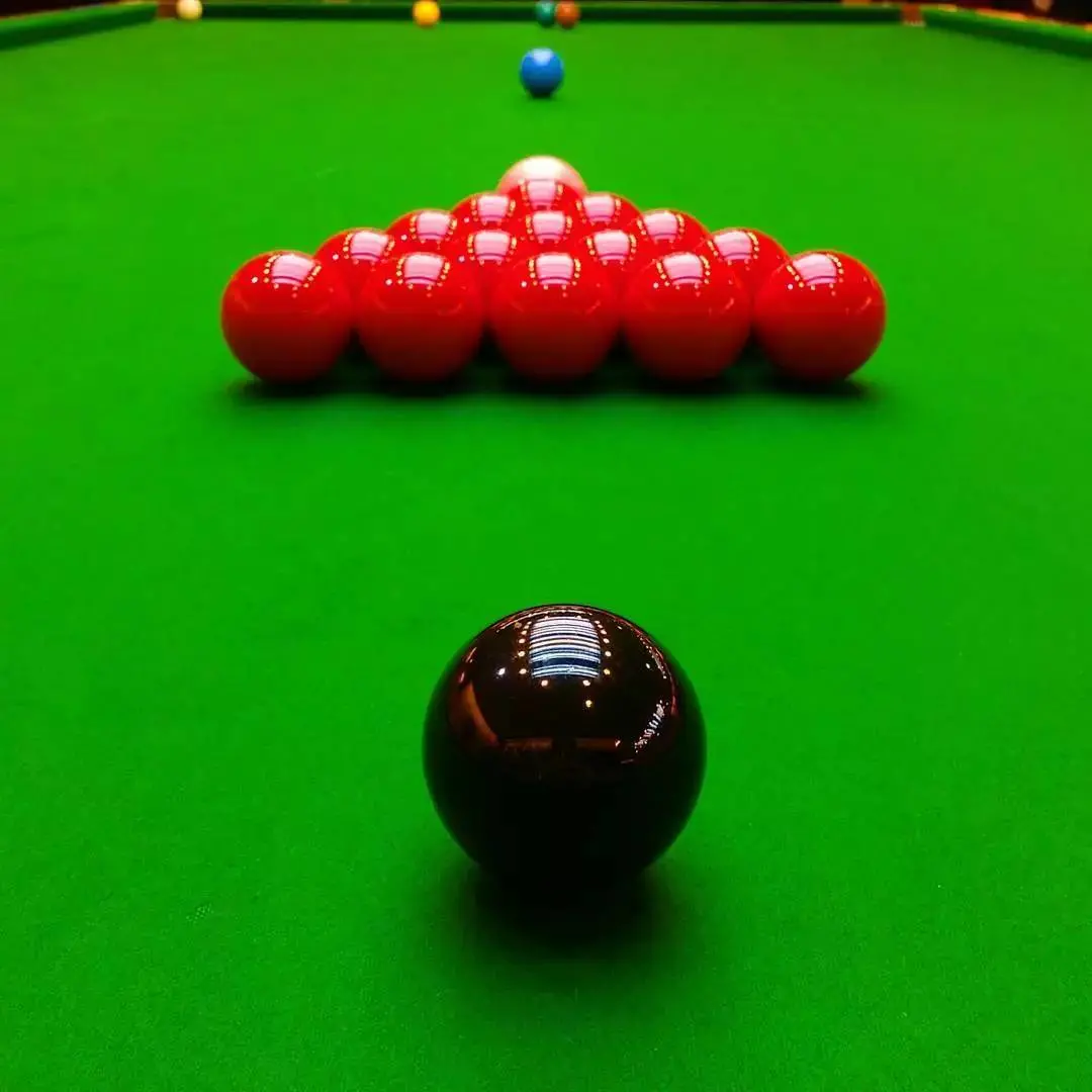 2023斯诺克英锦赛巅峰对决：马克·威廉姆斯迎战范争一，谁能问鼎冠军宝座？